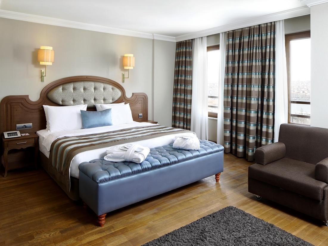 Grand Hotel Halic Istanboel Buitenkant foto